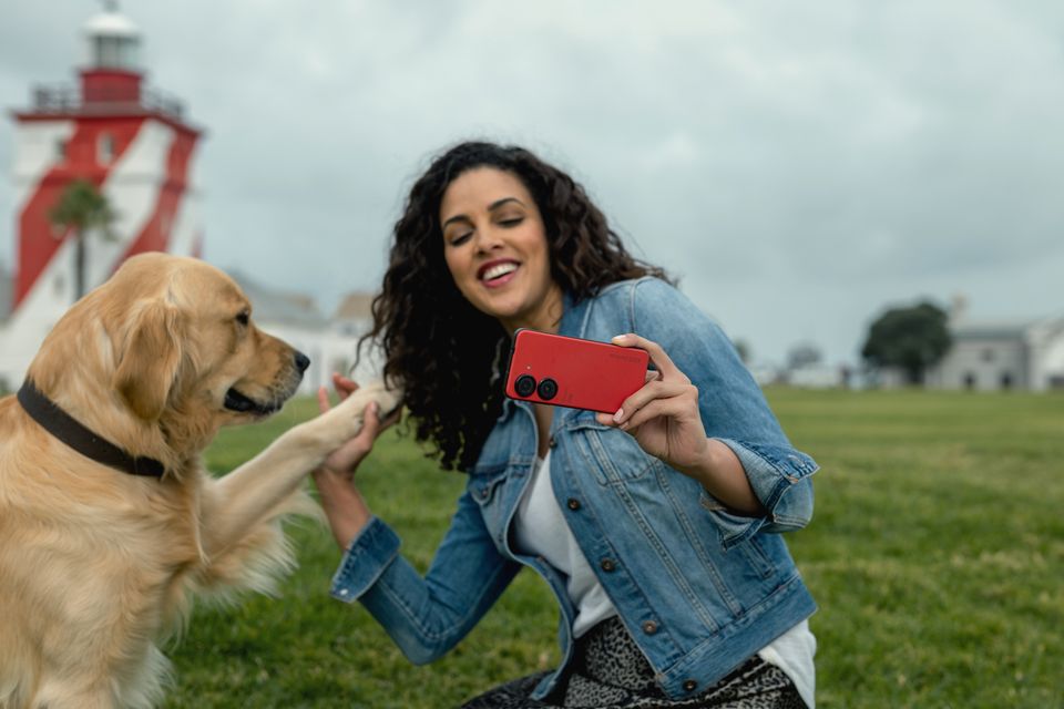 Asus Zenfone9 Commercial Kv Stills 44